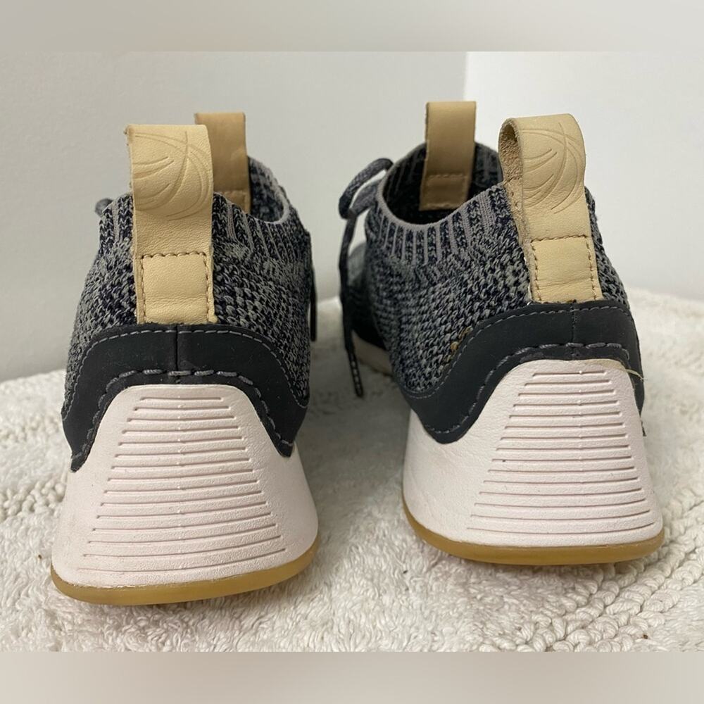 Clarks Trigenic Knit Lace Comfort Sneakers womens 9 - Picture 7 of 10